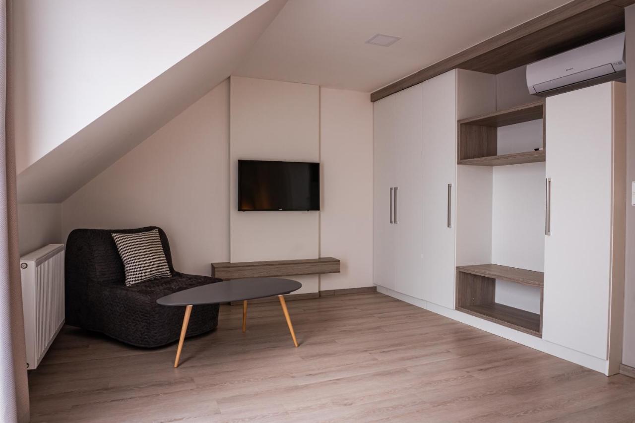 Apartmany Zamek - Vimperk Exteriör bild